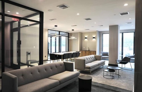 Port Morris House | Chic Double Queen Suite | Mott Haven Manhattan NYC | Hotel Amenities