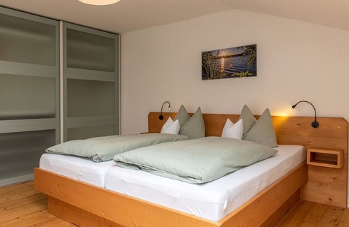 Gmund am Tegernsee Apartment | Jägerhof Biobauernhof am Tegernsee - Apartment Sunrise