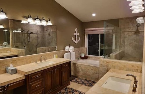 Fallbrook House | High on the Hill Serene View Home on Avocado Grove