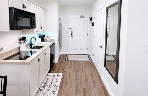 Vernon Condo | ⭐️ Cozy Retreat | Pool & Hot Tub ⛰ Mountain Creek Resort @ Appalachian