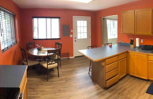 Bayview House | Guest House with Grand Views of Pend Oreille Lake and the surrounding Mountains.