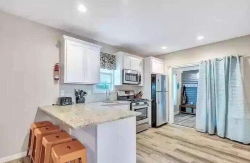 Seaside Heights House | Salt Life At Seaside- 8Bed 3bath, GameRoom&RooftopDeck!Beachchair/badges/cart i