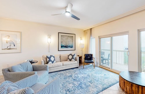 Sandestin Condo | Renovated Gulf view condo w/ beach access & resort pools, hot tub, tennis