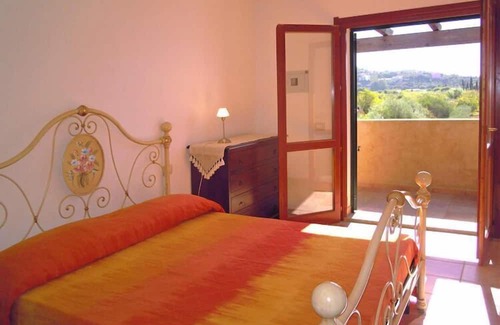 Chia Apartment | Apartment in Villaputzu with garden