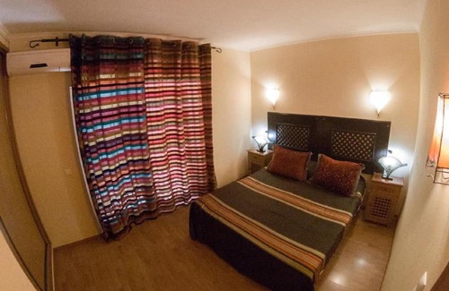 Meia Praia House | Inn Seventies Cheap and Chic - Duplex IV