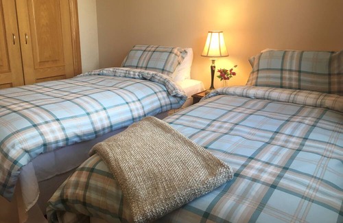 Arden Apartment | Laird's Retreat - Lomond Castle Apartment