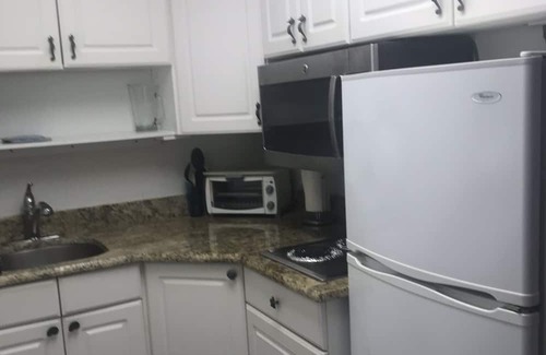 Lenox Park Condo | Extraordinary view! Separate living room! We have full beach access and pool!