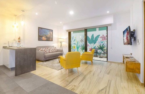 Luis Donaldo Colosio Condo | Great Location! Ocean Views! AC! Rooftop Pool!