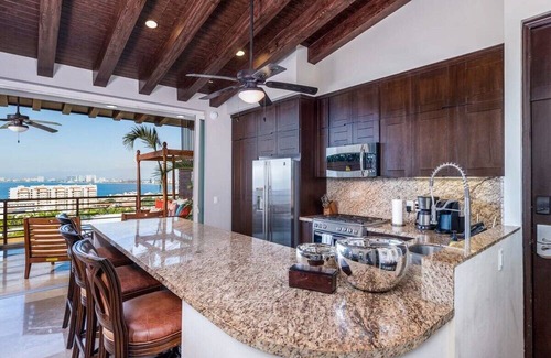 Romantic Zone Condo | Casa Helene! 2BR Luxe Penthouse! Stunning Views!