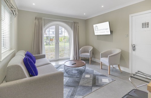 Les Genâts Hotel | Le Pommier