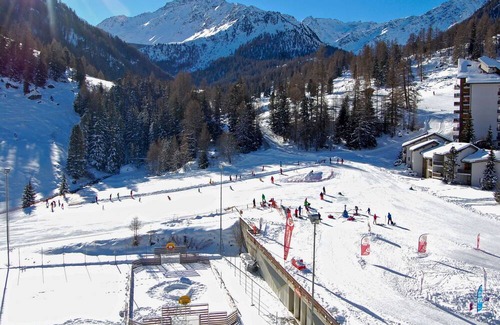Nendaz Apartment | Lovely apartment for 2 guests with WIFI, TV, terrace and parking