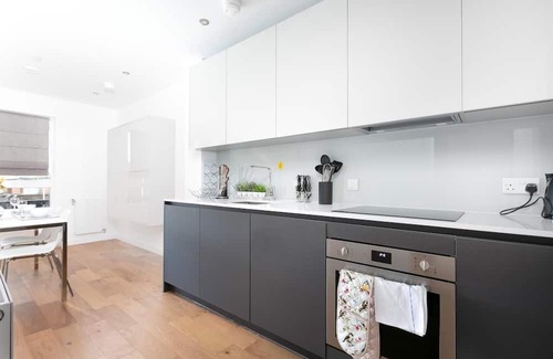 Stratford Apartment | London Olympic View Apartment