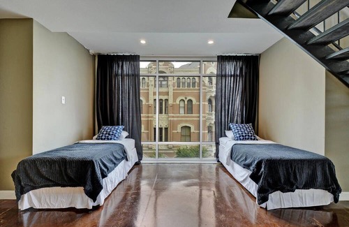 Downtown Austin Apartment | The Littlefields by Lodgewell > Three Huge Balconies & Views