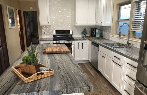 Mission Beach House | Perfect Beautiful Mission Beach Villa!