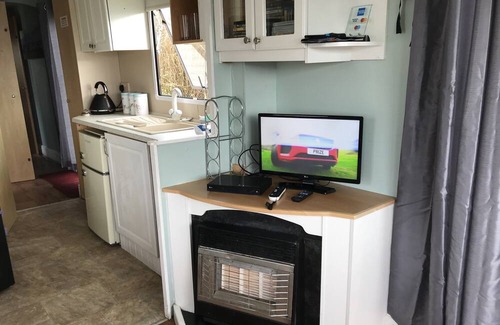 Camber House | Large 3 bedroom caravan in camber sands family friendly holiday Park.
