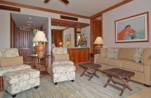 Kamuela Condo | Mauna Lani Terrace E201 ~ Ocean View