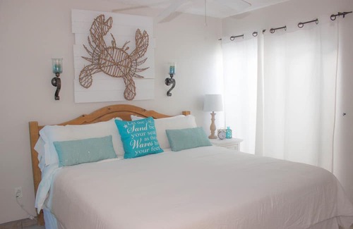 Las Conchas House | Ole - Great ocean front two bedroom, two bath condo