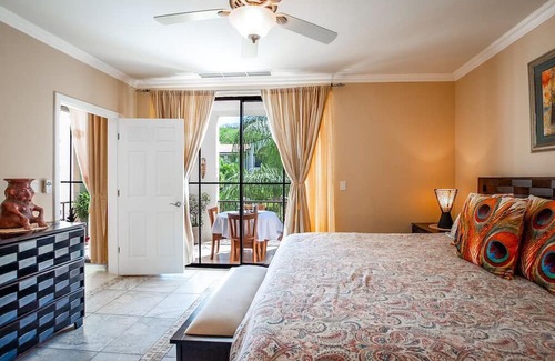 Coco Apartment | Spacious 3 BR condo walking distance to amenities.
