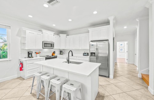 Holmes Beach House | Luxury home with private pool and spa, short walk to beach!