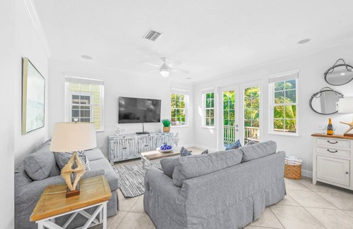 Holmes Beach House | Luxury home with private pool and spa, short walk to beach!