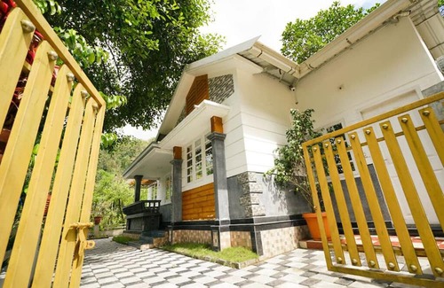 Devikolam House | Amiable Home Stay near to National Highway/Munnar