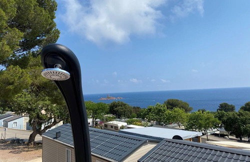 Le Dramont House | New mobile home Saint Raphael 180 degrees sea view