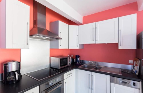 Le Touquet-Paris-Plage Apartment | Beautiful apartment 200m from Touquet beach and rue St Jean with garage - wifi
