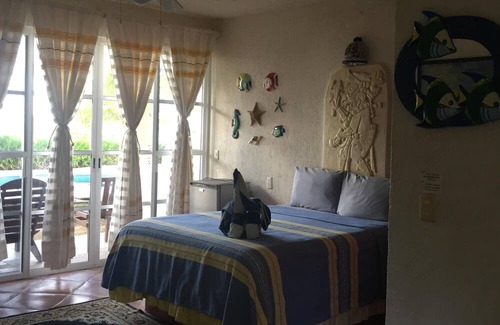 Campestre House | Remote Ocean Front Bungalow in Cenote!
