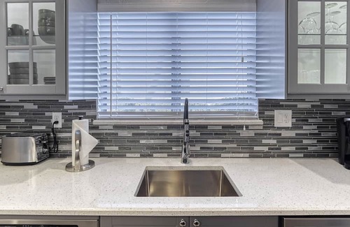 South Scottsdale Condo | Stunning 2Bd/2Ba Old Town Condo comfortably Sleeps 6