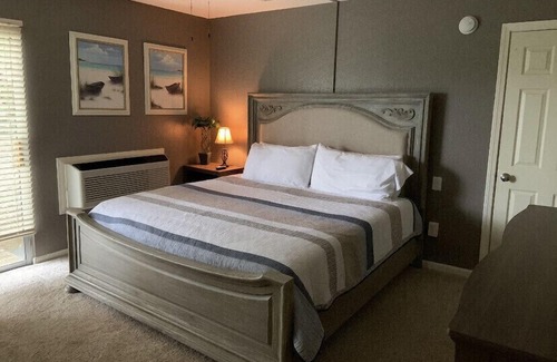 Osage Beach House | Margaritaville Vacation Home on Golf Course & Beautiful Lake View