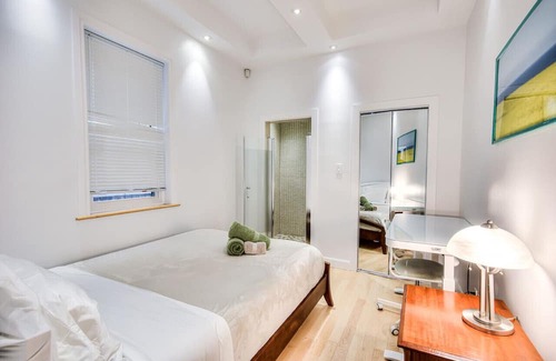Plateau Mont Royal Condo | Amazing Apartment In The Heart Of The Plateau