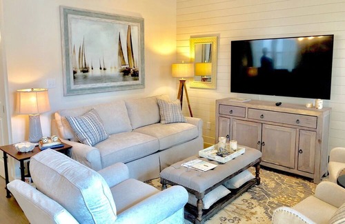 Seacrest Beach House | 99 FIVE STAR REVIEWS! Rhapsody in Blue... Second home not just a rental!