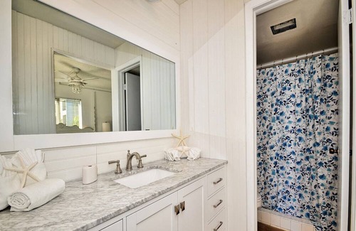 Clearwater Beach Condo | Bayside Condos 29 City and Bay views