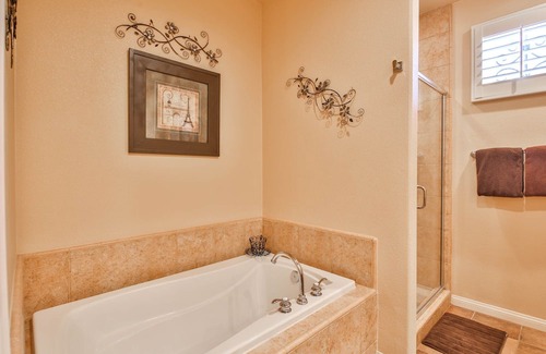 La Quinta Condo | Deluxe King Casita (T25-B)