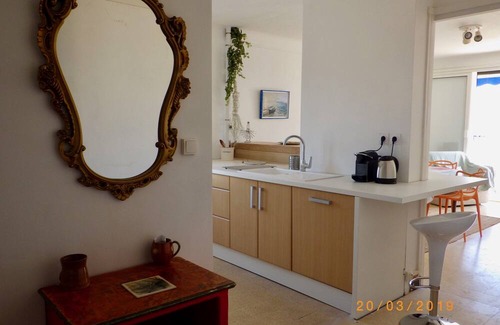 La Ciotat Apartment | T2 50 m, air-conditioned, with garage in a small quiet property.