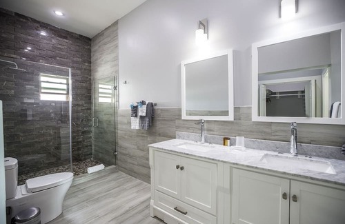 Long Bay Villa | 2BR PRIVATE VILLA WITH POOL, OCEAN VIEW, LUXURIOUS AMENITIES, STEPS TO THE BEACH