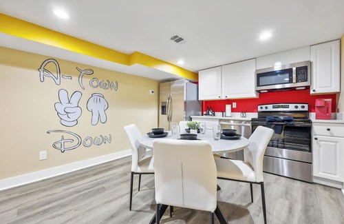 Atlanta Apartment | Once Upon A Gem