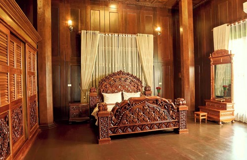 Kampot Resort | Heritage Village