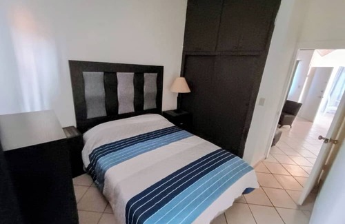 Ensenada House | Casa a una cuadra de la playa