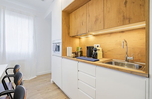 Numancia Apartment | Vallecano Apartments by Olala Homes