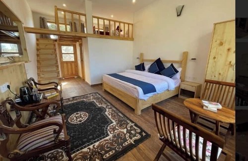 Pangot Hotel | Bagar Trails
