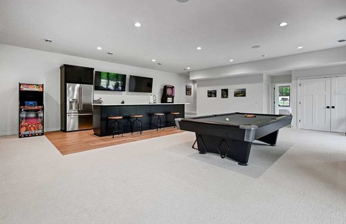 Nekoosa House | 6BR Sand Valley Lodge With Hot Tub Bar Putting Green