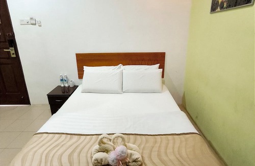 Legazpi Village Hotel | OYO 1172 MVM Transient House