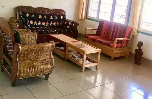 Jinja House | studio 62 guest house