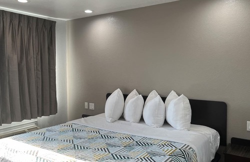 Pleasant Grove Hotel | Motel 6 Dallas, Tx – St. Augustine / Hwy 175