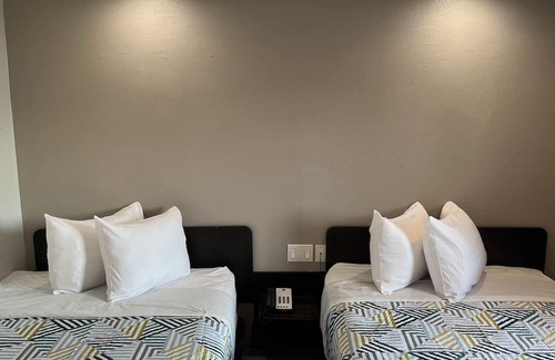 Pleasant Grove Hotel | Motel 6 Dallas, Tx – St. Augustine / Hwy 175