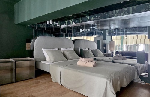 Mons Apartment | me more studio