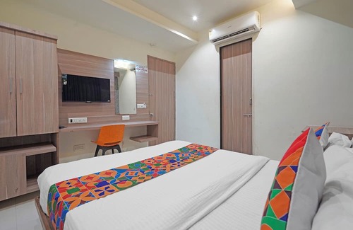 Ahmedabad Hotel | Fabhotel New Empire