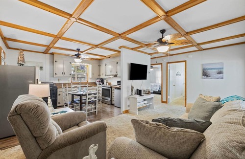 Crescent Beach House | Crescent Moon in North Myrtle Beach