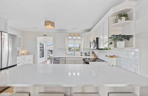 Cherry Grove Beach House | Magnolia House in North Myrtle Beach